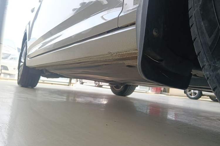 Used Volkswagen Lavida 2018 280TSI DSG Comfort Edition China V Standard Right Side Sill