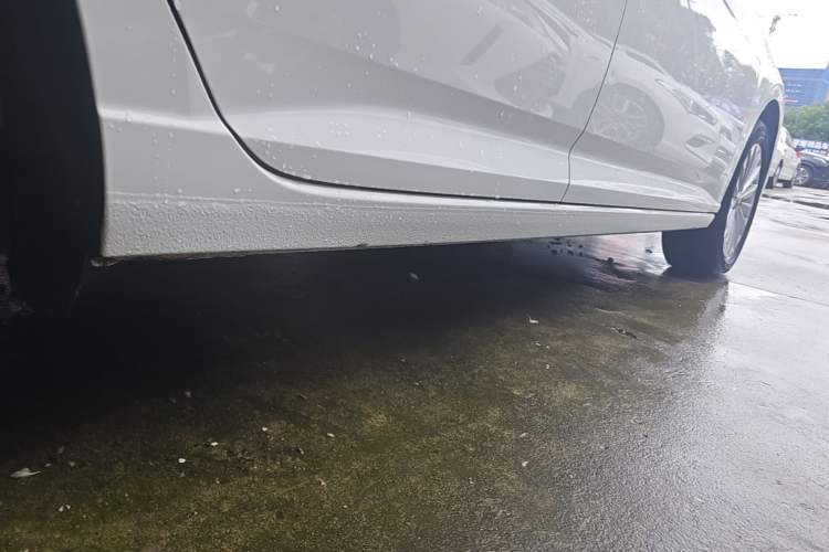 Used Volkswagen Lavida 2018 1.5L Automatic Comfort Edition China V Standard Right Side Sill