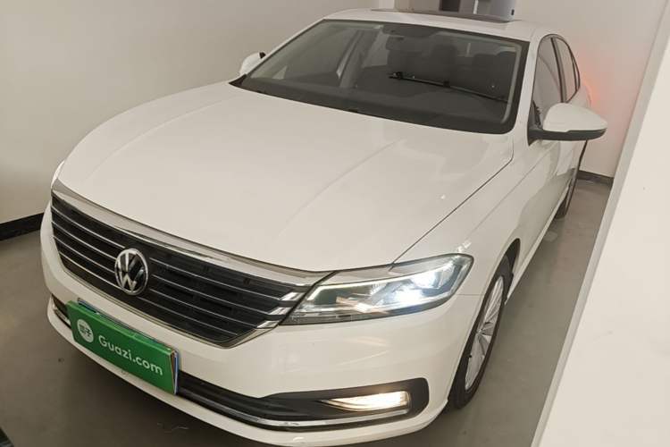 Used Volkswagen Lavida 2018 1.5L Automatic Comfort Edition China V Standard Guazi used car, China used car export, Used car for sale, Used cars, Cheapest cars for sale