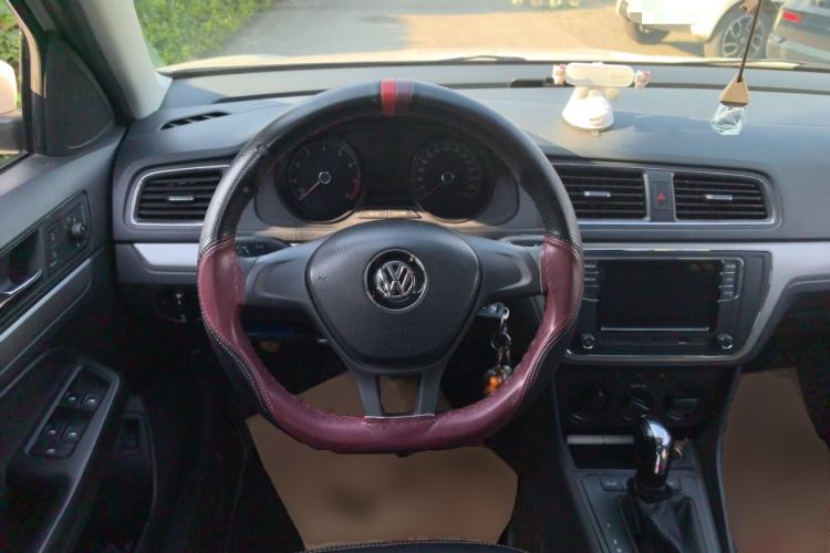 Used Volkswagen Lavida 2018 Classic 1.5L Automatic Fashion Edition China VI Standard Steering Wheel
