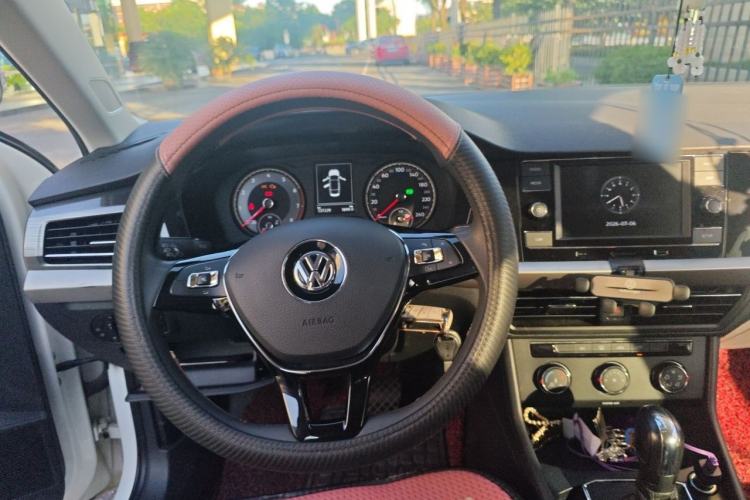 Used Volkswagen Lavida 2018 1.5L Automatic Comfort Edition China V Standard Steering Wheel