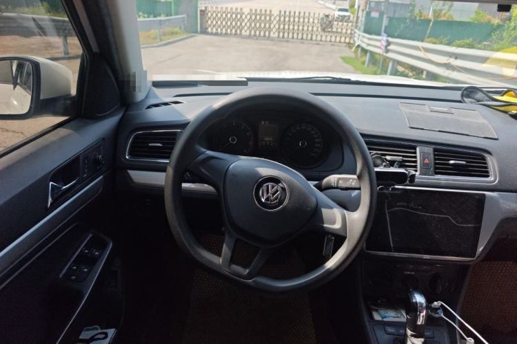 Used Volkswagen Lavida 2018 Classic 1.5L Automatic Fashion Edition China VI Standard Steering Wheel