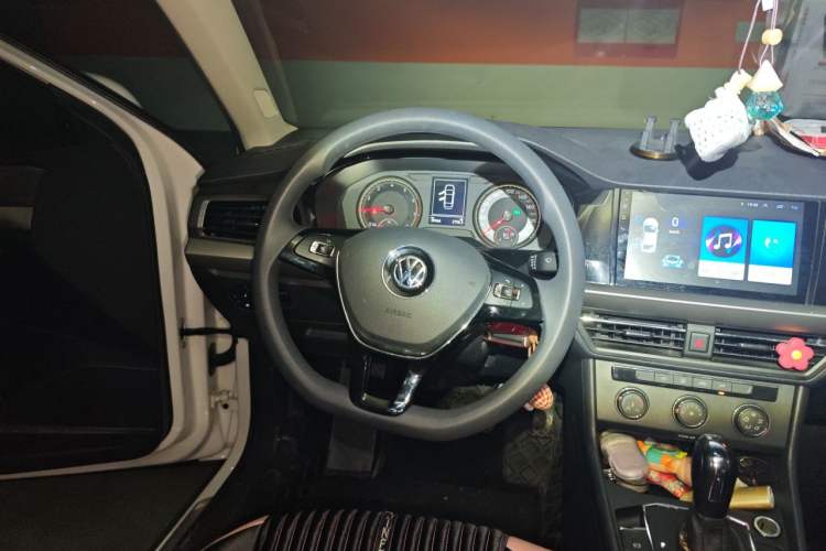 Used Volkswagen Lavida 2018 1.5L Automatic Comfort Edition China V Standard Steering Wheel