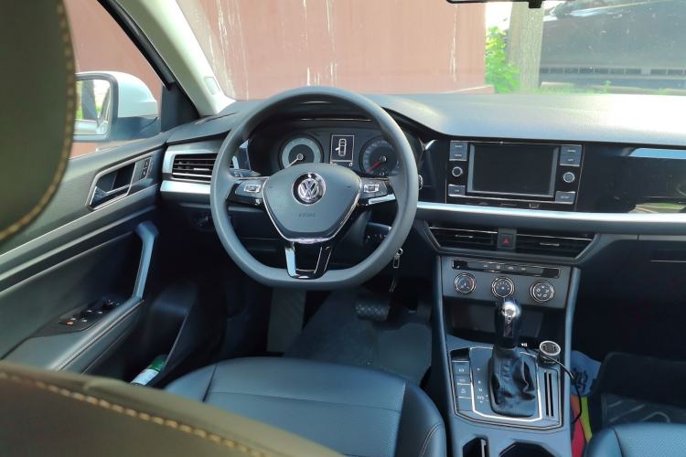 Used Volkswagen Lavida 2018 1.5L Automatic Comfort Edition China V Standard Steering Wheel