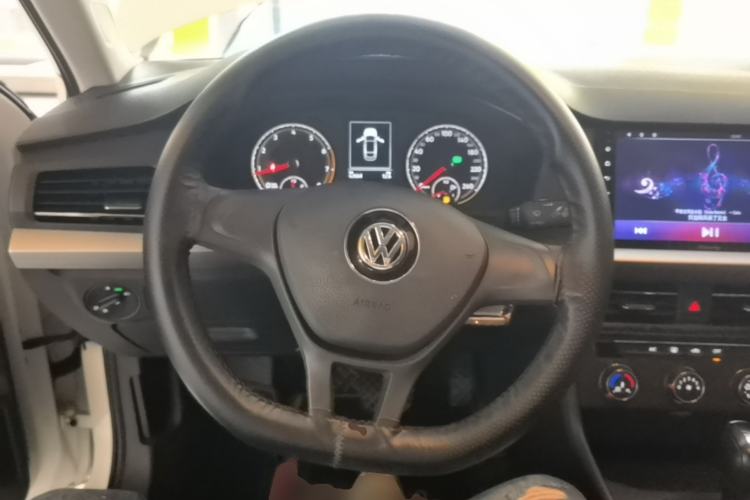Used Volkswagen Lavida 2018 1.5L Automatic Fashion Edition China V Standard Steering Wheel