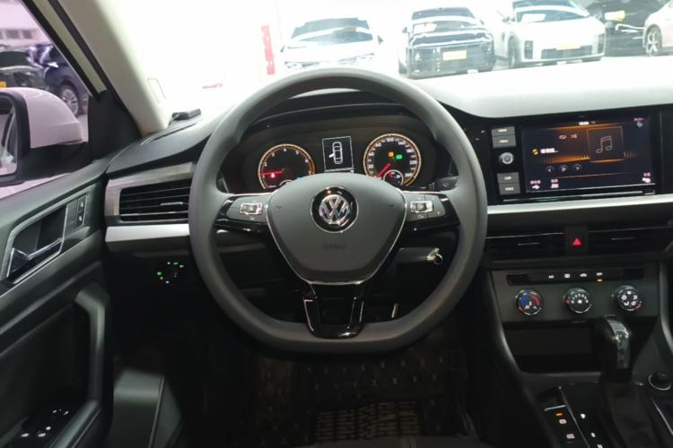 Used Volkswagen Lavida 2018 Hatchback 280TSI DSG Comfort Edition China V Standard Steering Wheel