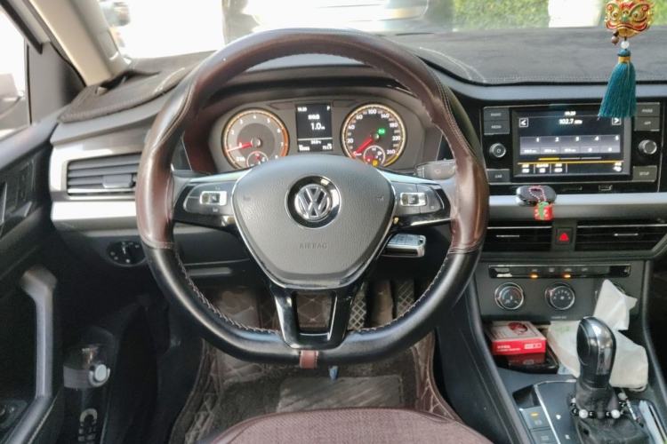 Used Volkswagen Lavida 2018 1.5L Automatic Comfort Edition China V Standard Steering Wheel