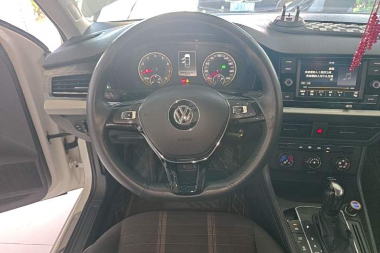 Used Volkswagen Lavida 2018 Hatchback 280TSI DSG Comfort Edition China V Standard Steering Wheel