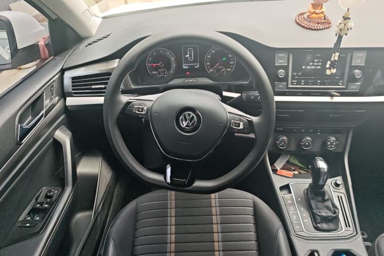 Used Volkswagen Lavida 2018 Hatchback 200TSI DSG Comfort Edition China V Standard Steering Wheel