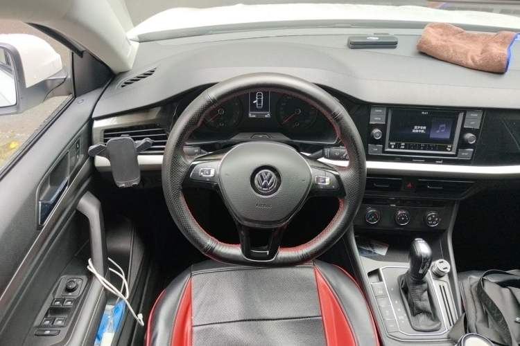 Used Volkswagen Lavida 2018 Hatchback 280TSI DSG Comfort Edition China V Standard Steering Wheel