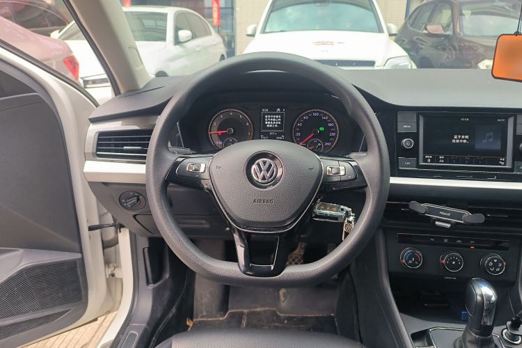 Used Volkswagen Lavida 2018 1.5L Automatic Comfort Edition China V Standard Steering Wheel