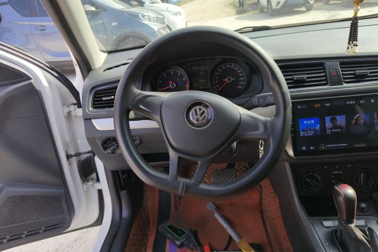 Used Volkswagen Lavida 2018 Classic 1.5L Automatic Fashion Edition China VI Standard Steering Wheel