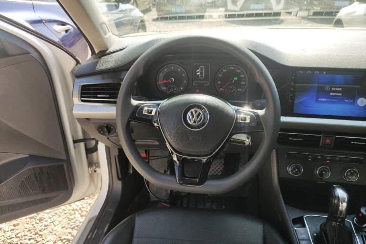 Used Volkswagen Lavida 2018 1.5L Automatic Comfort Edition China V Standard Steering Wheel