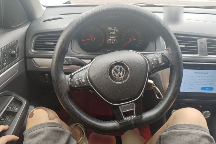 Used Volkswagen Lavida 2018 Classic 1.5L Automatic Fashion Edition China VI Standard Steering Wheel