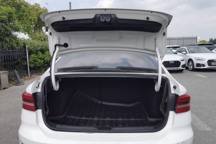 Used Volkswagen Lavida 2018 280TSI DSG Comfort Edition China V Standard Trunk