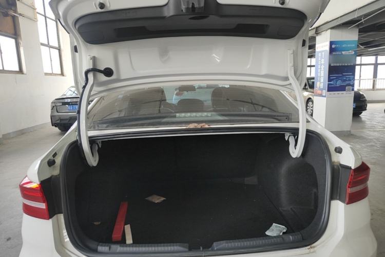 Used Volkswagen Lavida 2018 1.5L Automatic Comfort Edition China V Standard Trunk