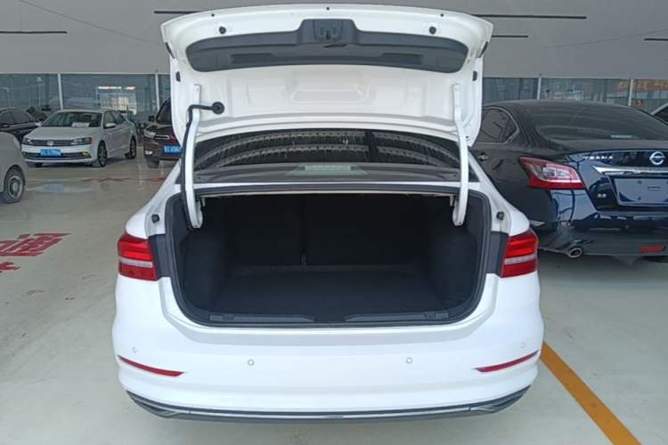 Used Volkswagen Lavida 2018 280TSI DSG Comfort Edition China V Standard Trunk