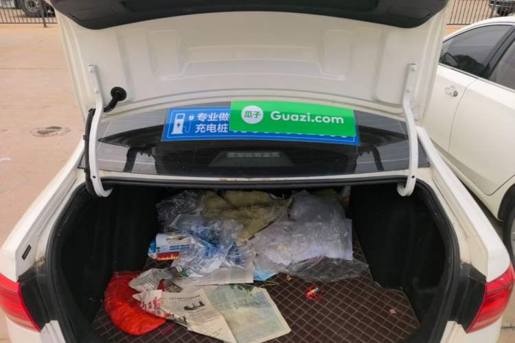 Used Volkswagen Lavida 2018 Classic 1.5L Automatic Fashion Edition China VI Standard Trunk