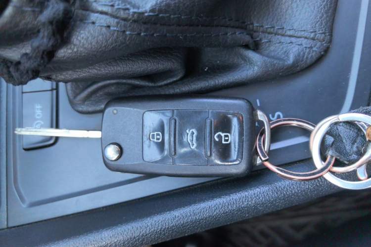 Used Volkswagen Lavida 2018 Classic 1.5L Automatic Fashion Edition China VI Standard Vehicle Key