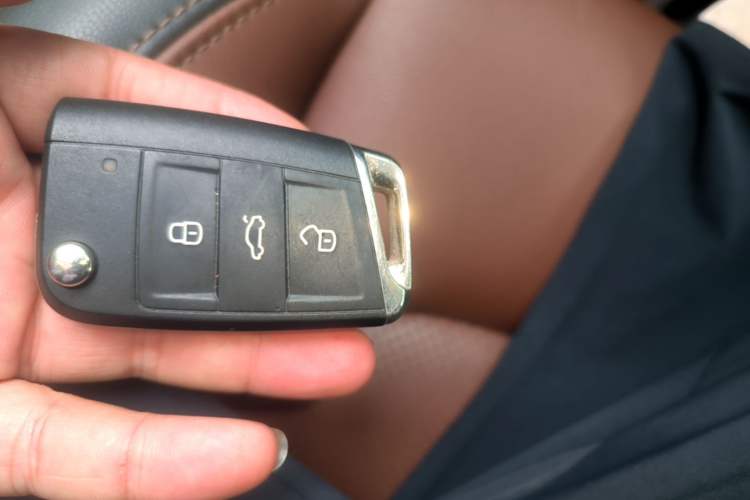 Used Volkswagen Lavida 2018 280TSI DSG Luxury Edition China V Standard Vehicle Key