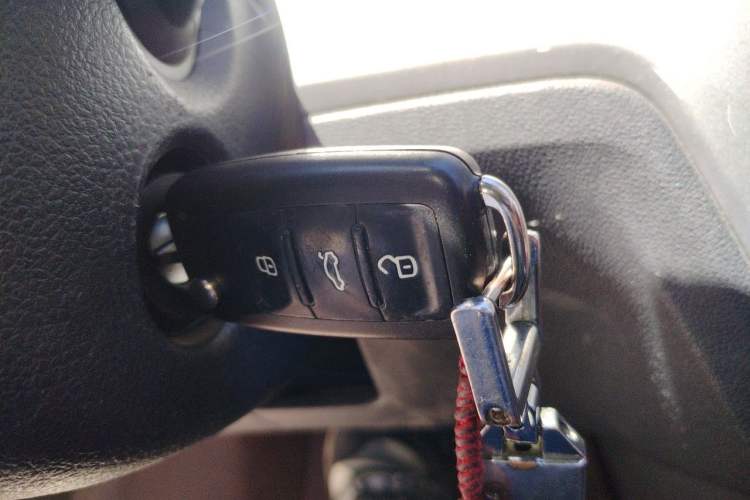 Used Volkswagen Lavida 2018 Classic 1.5L Automatic Fashion Edition China VI Standard Vehicle Key