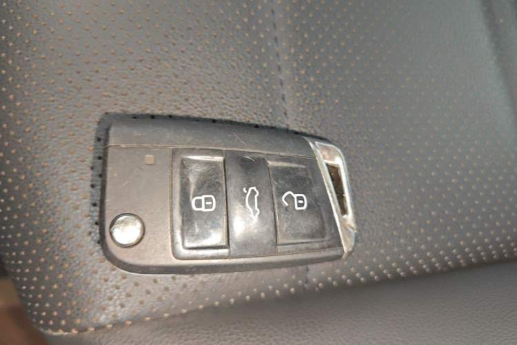 Used Volkswagen Lavida 2018 1.5L Automatic Comfort Edition China V Standard Vehicle Key