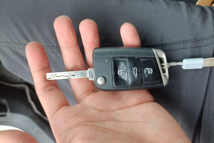 Used Volkswagen Lavida 2018 1.5L Automatic Fashion Edition China V Standard Vehicle Key