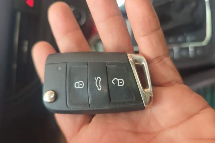 Used Volkswagen Lavida 2018 280TSI DSG Comfort Edition China V Standard Vehicle Key