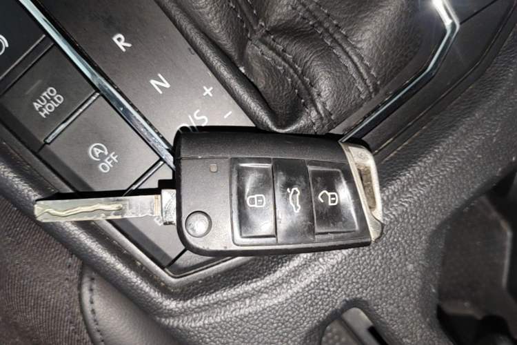 Used Volkswagen Lavida 2018 280TSI DSG Comfort Edition China V Standard Vehicle Key