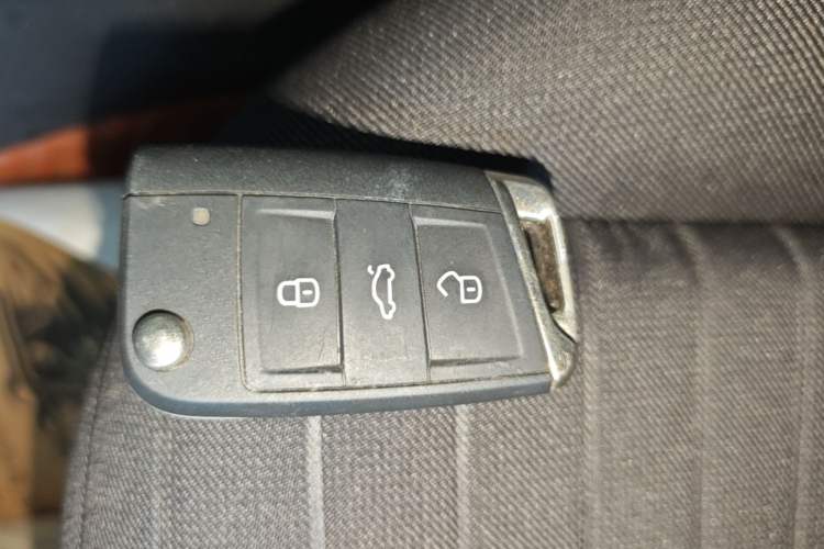 Used Volkswagen Lavida 2018 280TSI DSG Comfort Edition China V Standard Vehicle Key