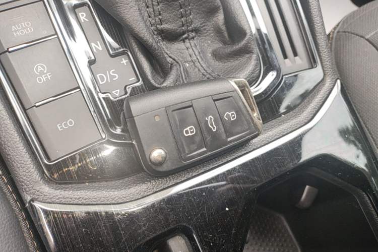 Used Volkswagen Lavida 2018 280TSI DSG Comfort Edition China V Standard Vehicle Key
