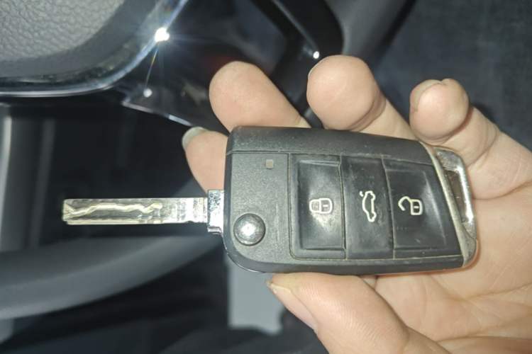 Used Volkswagen Lavida 2018 1.5L Automatic Comfort Edition China V Standard Vehicle Key