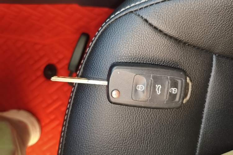 Used Volkswagen Lavida 2018 Classic 1.5L Automatic Fashion Edition China VI Standard Vehicle Key
