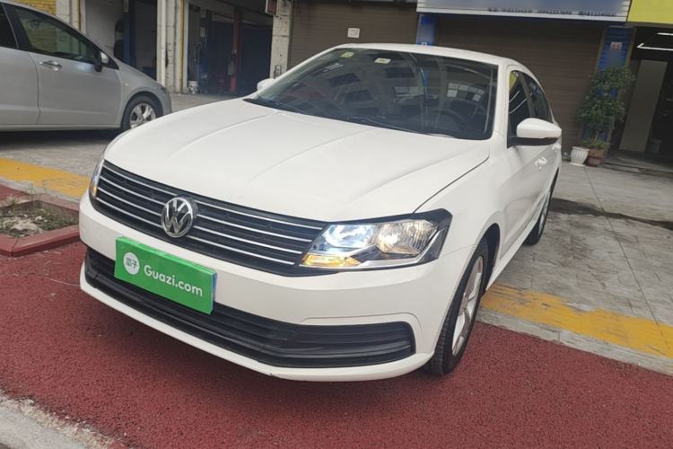 Used Volkswagen Lavida 2018 Classic 1.5L Automatic Fashion Edition China VI Standard Guazi used car, China used car export, Used car for sale, Used cars, Cheapest cars for sale