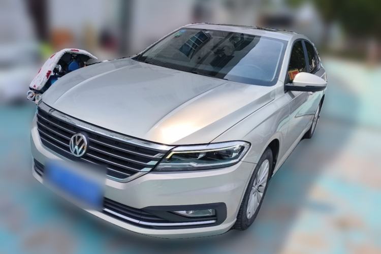 Used Volkswagen Lavida 2018 1.5L Automatic Comfort Edition China V Standard Guazi used car, China used car export, Used car for sale, Used Volkswagen cars, Cheapest cars for sale