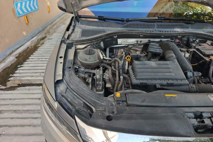 Used Volkswagen Lavida 2018 280TSI DSG Comfort Edition China V Standard Engine Bay Right