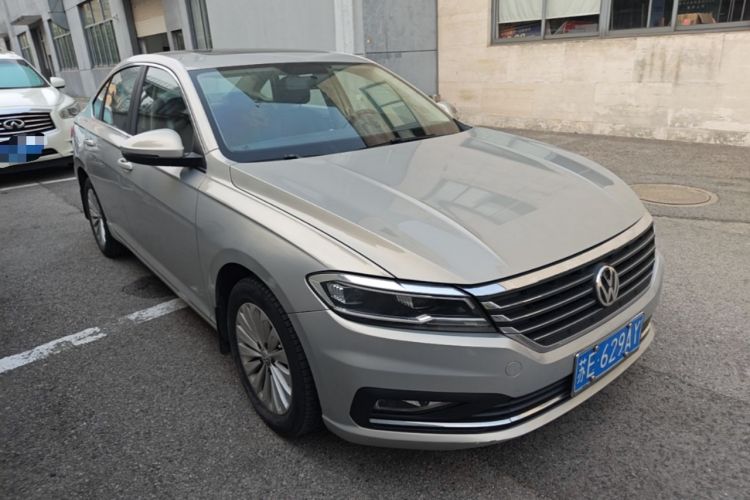 Used Volkswagen Lavida 2018 1.5L Automatic Comfort Edition China V Standard Front Right 45 Deg