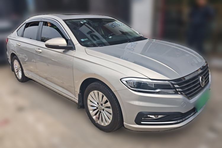 Used Volkswagen Lavida 2018 1.5L Automatic Comfort Edition China V Standard Front Right 45 Deg