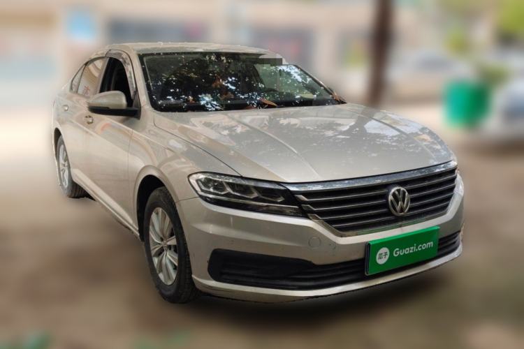 Used Volkswagen Lavida 2018 1.5L Manual Fashion Edition China V Standard Front Right 45 Deg