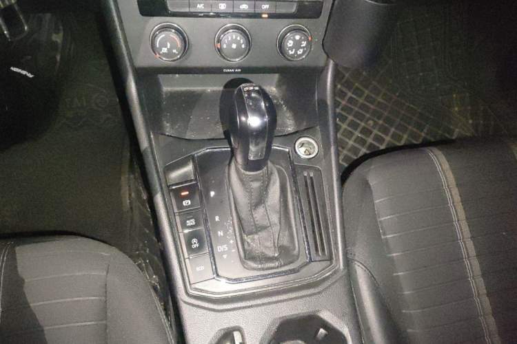 Used Volkswagen Lavida 2018 280TSI DSG Comfort Edition China V Standard Gear Lever