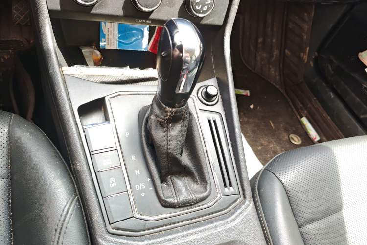 Used Volkswagen Lavida 2018 1.5L Automatic Comfort Edition China V Standard Gear Lever