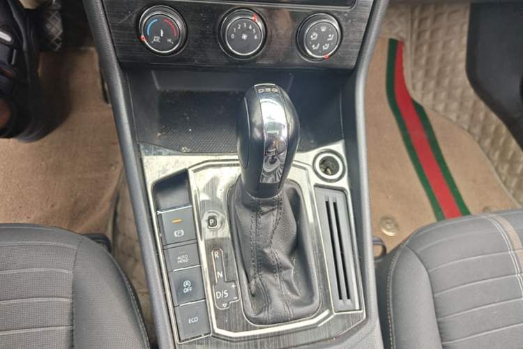 Used Volkswagen Lavida 2018 280TSI DSG Comfort Edition China V Standard Gear Lever