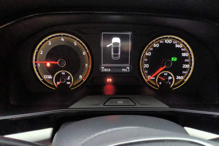 Used Volkswagen Lavida 2018 280TSI DSG Comfort Edition China V Standard Instrument Cluster