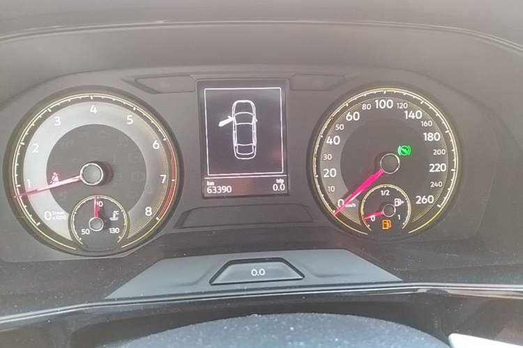 Used Volkswagen Lavida 2018 1.5L Automatic Comfort Edition China V Standard Instrument Cluster