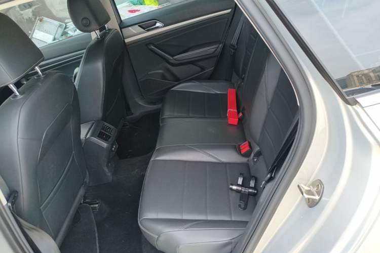 Used Volkswagen Lavida 2018 1.5L Automatic Comfort Edition China V Standard Left Rear Seat