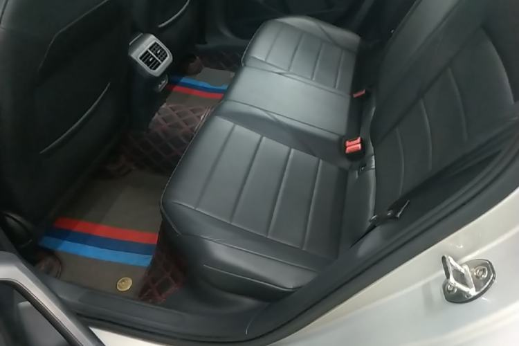 Used Volkswagen Lavida 2018 1.5L Automatic Comfort Edition China V Standard Left Rear Seat