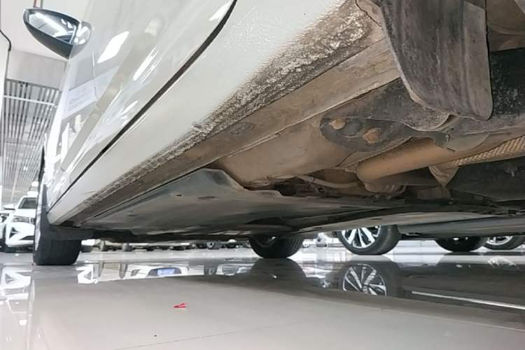 Used Volkswagen Lavida 2018 1.5L Automatic Comfort Edition China V Standard Left Side Sill