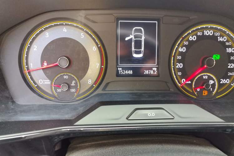 Used Volkswagen Lavida 2018 1.5L Automatic Comfort Edition China V Standard Odometer Close Up