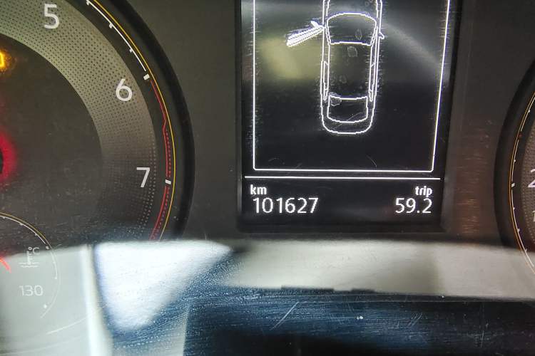 Used Volkswagen Lavida 2018 1.5L Automatic Fashion Edition China V Standard Odometer Close Up