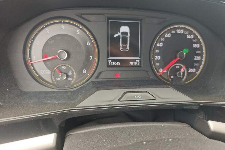 Used Volkswagen Lavida 2018 1.5L Automatic Comfort Edition China V Standard Odometer Close Up